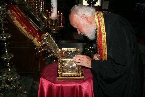 На Афоне молитвенно почтили память Блаженнейшего Митрополита Владимира